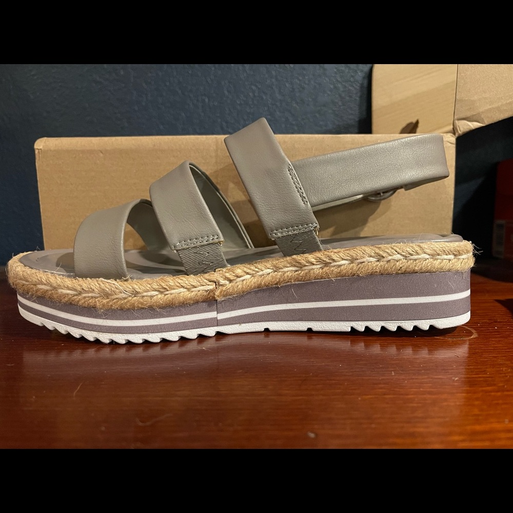 Journey collection-sz7 sandals